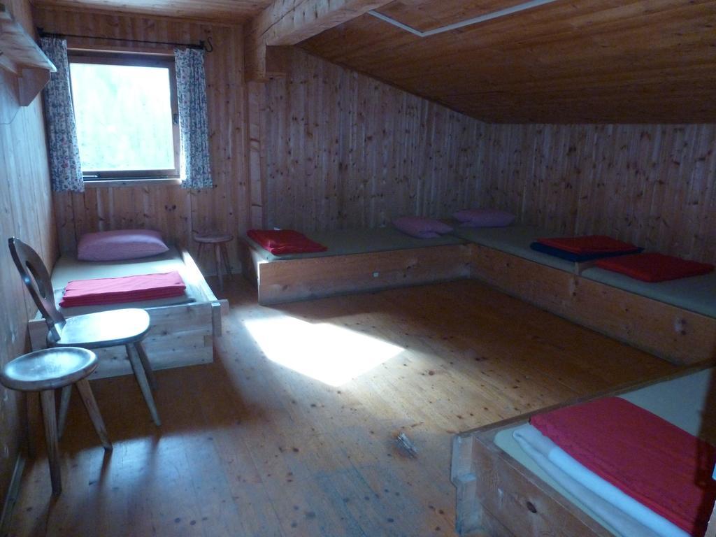 Binsalm- Schutzhuette Vomp Quarto foto